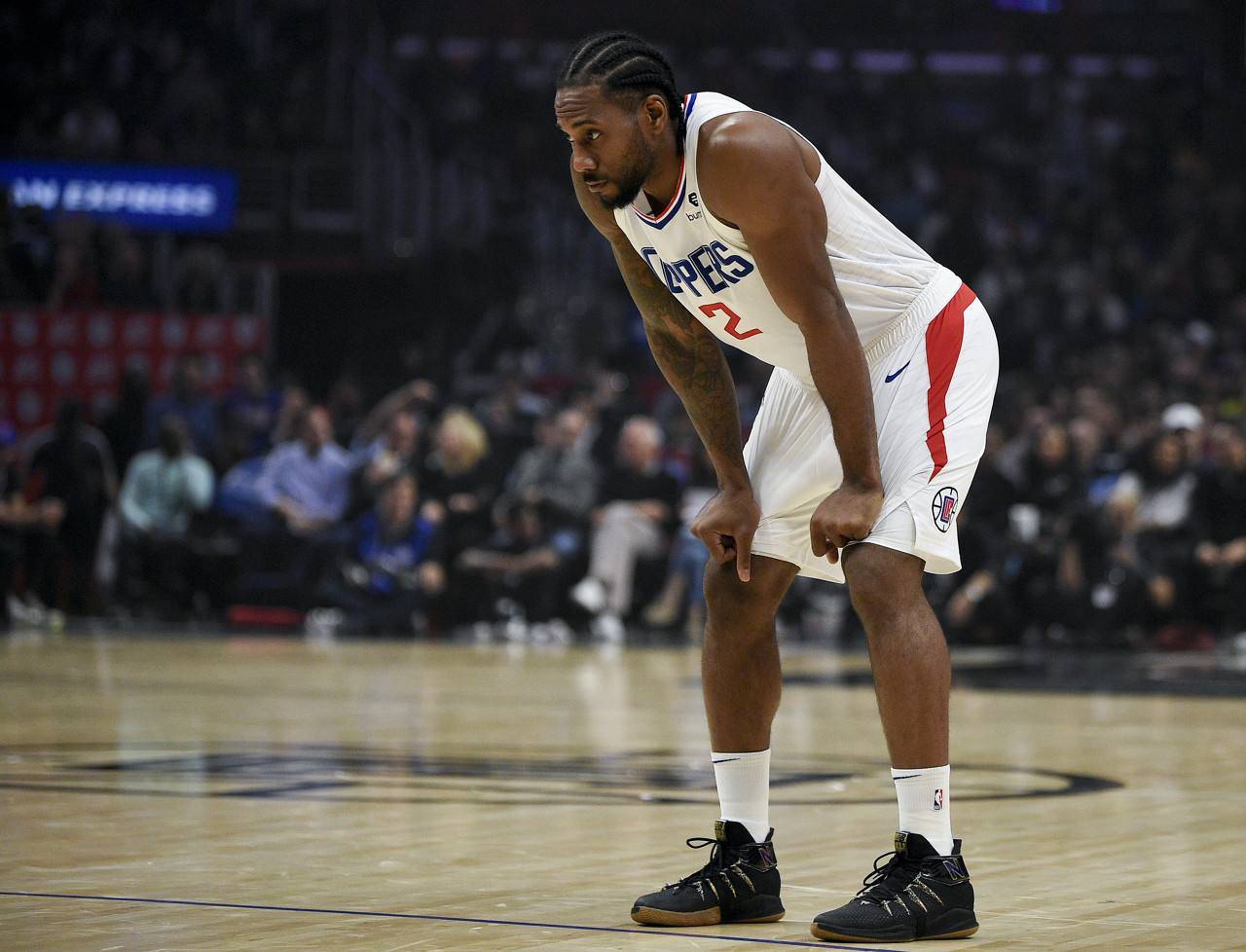 待防线收缩 待防线收缩